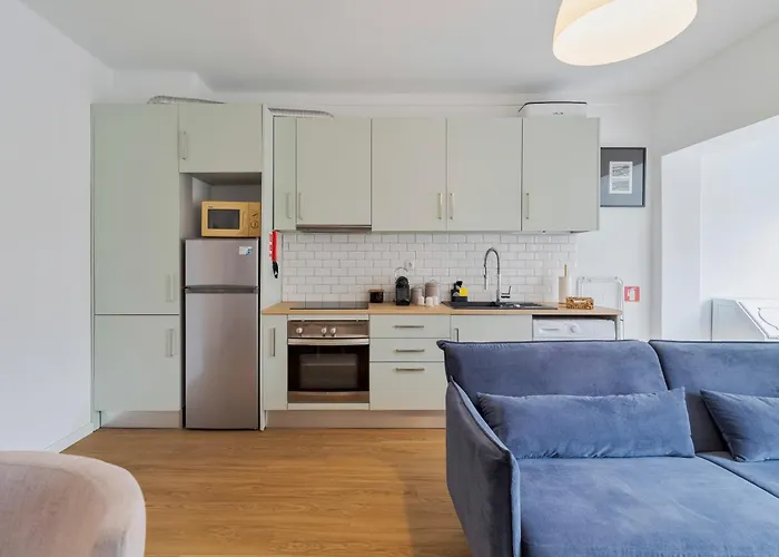 Lovely Sá - By Y Concept